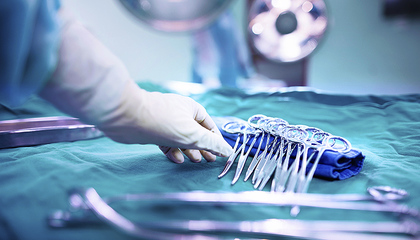 起底醫(yī)療器械暴利產(chǎn)業(yè)鏈 美容化妝品的技術(shù)開發(fā)真相